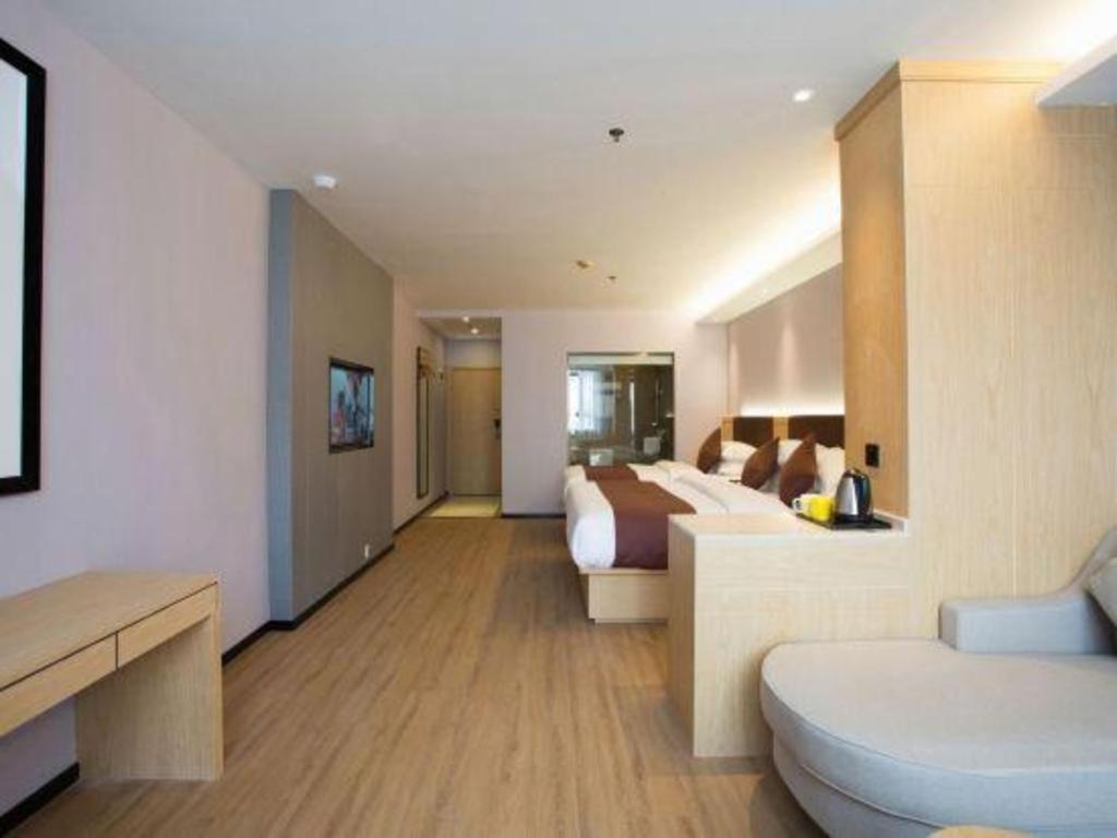 Gya Songjiang Wanda Plaza Hotel 2*