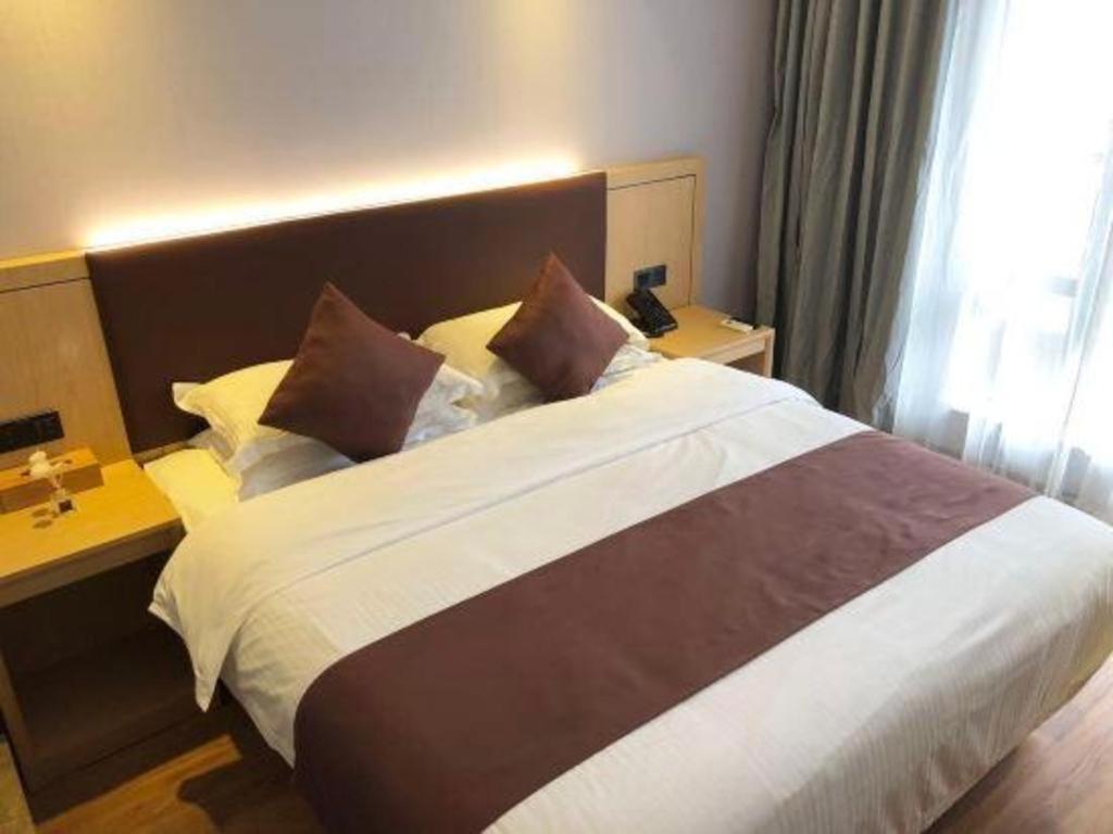 Gya Songjiang Wanda Plaza