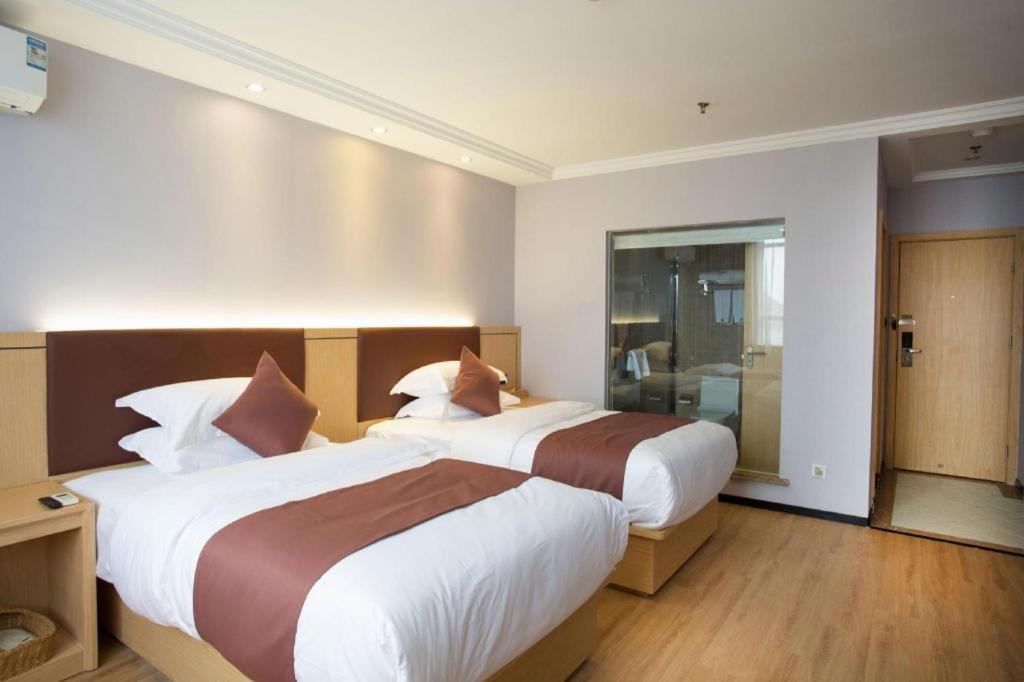 Gya Songjiang Wanda Plaza 2*