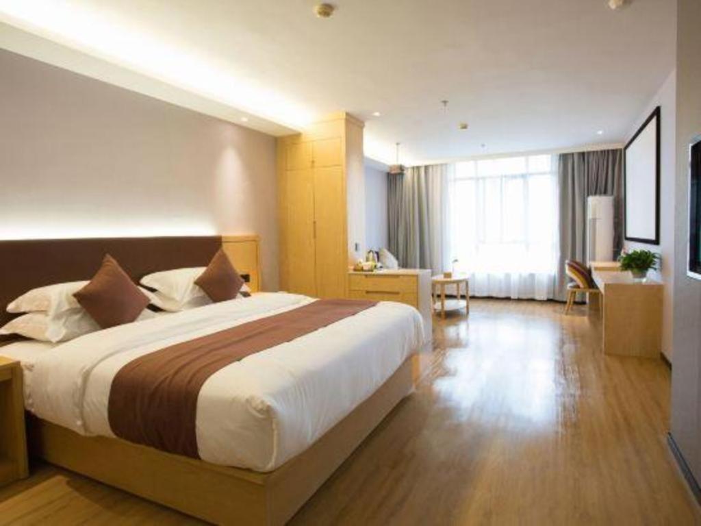Gya Songjiang Wanda Plaza